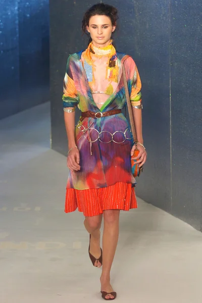 Look 11